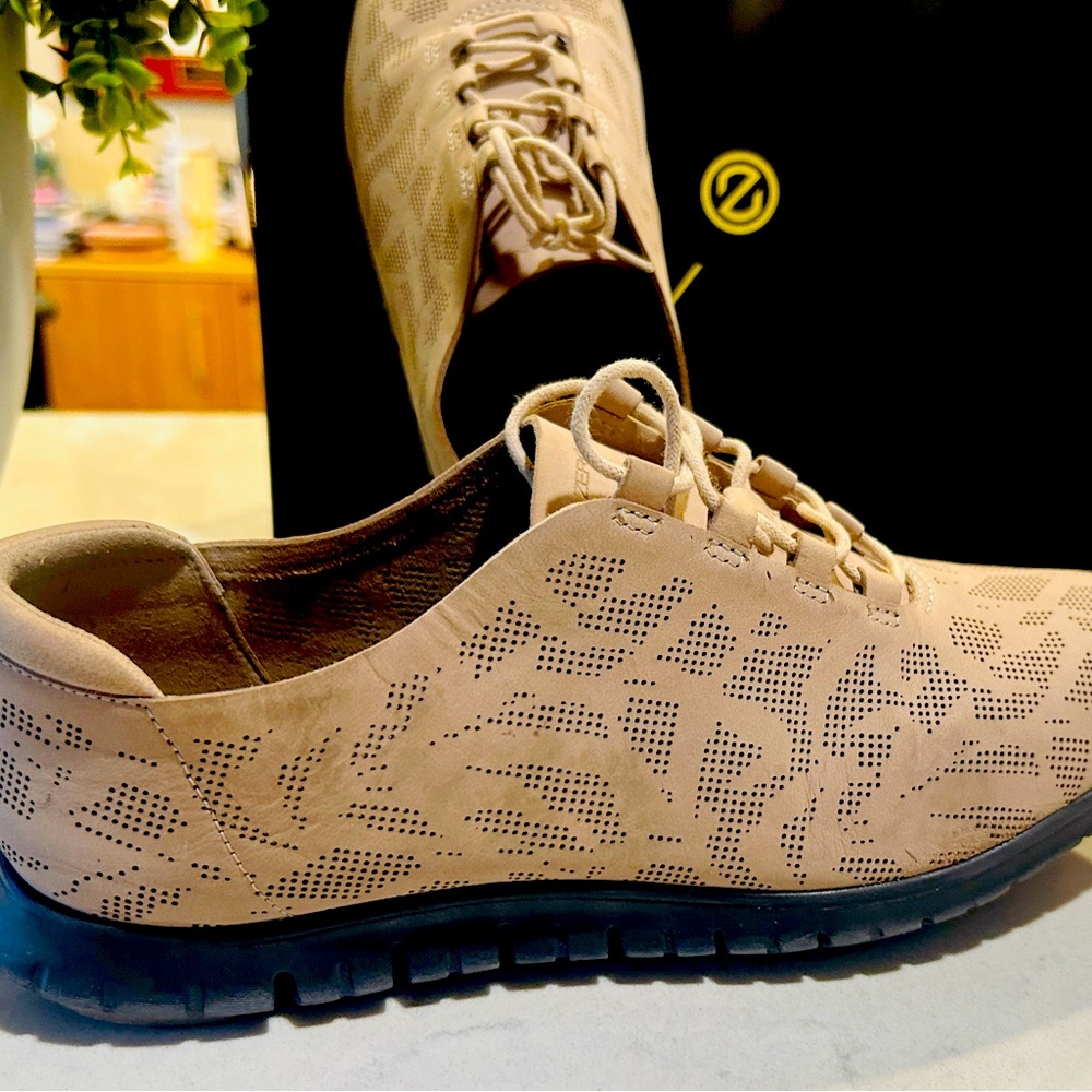 Cole Haan Zero Grand women’s plain toe Oxford with laser cut out in tan/birch